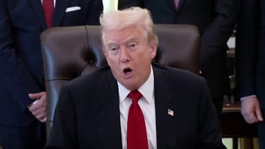 트럼프 "한국 자동차·상호관세, 25%로 인상...한국 국회, 합의 이행 안 해"