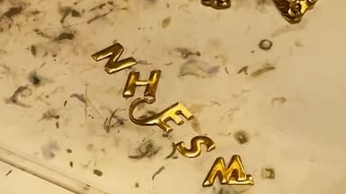 에어컨 로고 팔았더니 70만 원…"설마 우리 집도?"