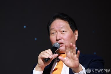 최태원 회장 "AI산업 버블 아냐...7년 안에 1400조원 투자해야"