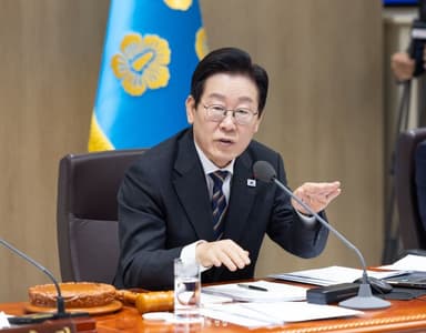 李대통령 "내년 규제·금융·공공·연금·교육·노동 6대 구조개혁, 국가 대도약 출발점"