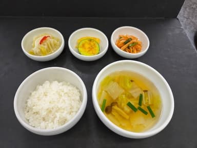 李대통령의 '식사 외교'…라오스 주석에 한우갈비찜·찹쌀밥 대접