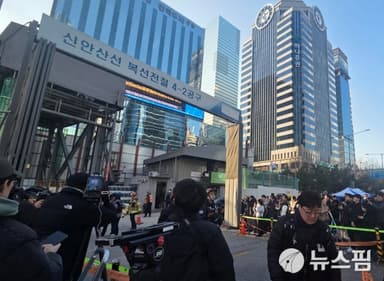 여의도역 신안산선 공사장에 29m 철근 떨어져…2명 다치고 1명 사망