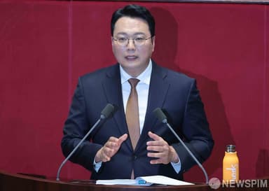 2차특검법 오늘 본회의 통과 전망…野 천하람, 17시간째 필리버스터 중