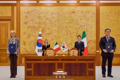 韓·伊, 반도체 산업 협력 등 MOU 3건 체결