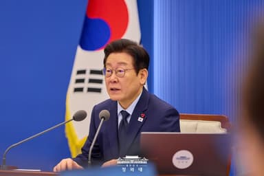 [신년기자회견] 李대통령 "대전·충남 광주·전남 통합, 지방주도성장의 출발점"