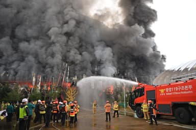 충남도 "천안 물류센터 화재로 다량의 유해가스…각별히 주의"[영상]