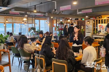 "나의 '최애'는 예수님!" MZ세대에게 전하는 복음, '예수님 생일 카페'