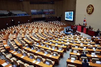 국회선 '성탄 기적' 없었다…의장단까지 충돌한 슈퍼위크
