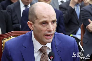 또 '기싸움' 벌이는 쿠팡…로저스 대표 "이게 웃기십니까?"[박지환의 뉴스톡]