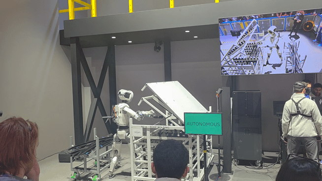 [르포]백덤블링에 우유 따라주는 로봇…'피지컬 AI' 쏘아올렸다