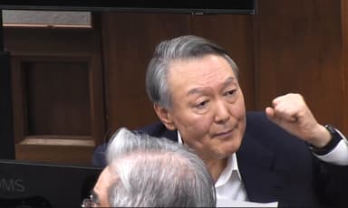 8개 재판 윤석열 '체포방해' 오늘 첫 선고…전 과정 생중계