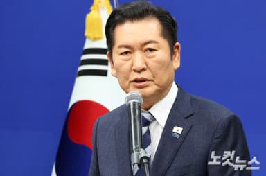 이언주 "정청래 대표, 대통령 팔지 말라…합당해서 얻을 게 뭔가"