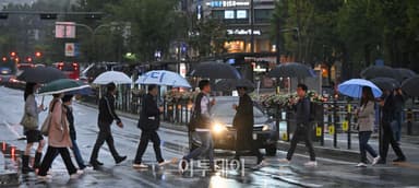 [날씨 LIVE] 수도권·강원 등 눈·비…낮 최고 14도