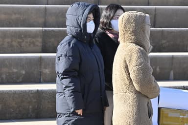[날씨 LIVE] 낮 최고 14도 포근...강원 영동 비·눈