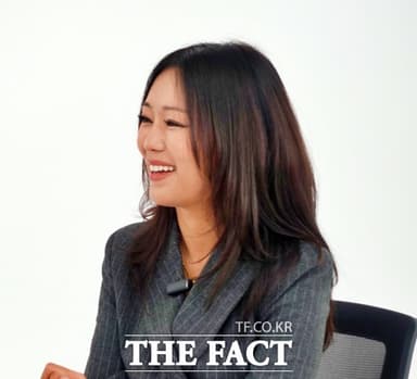 [강일홍의 인터뷰] '트로트 핵진주' 박혜신, "콘서트 몰입땐 화장실도 못가"