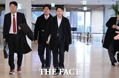 [현장FACT] '공천 개입 의혹' 이준석 특검 출석 "당시 尹이 나를 어떻게?" (영상)