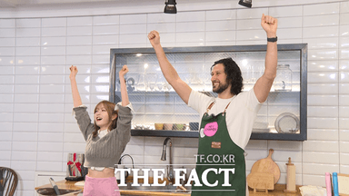 [웰컴2026] 세이마이네임 히토미와 챔보의 '생애 첫 떡국 만들기'