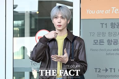 [현장FACT] NCT DREAM 지성, 파리 출국길 '청순 헤메코'로 시선집중 (영상)