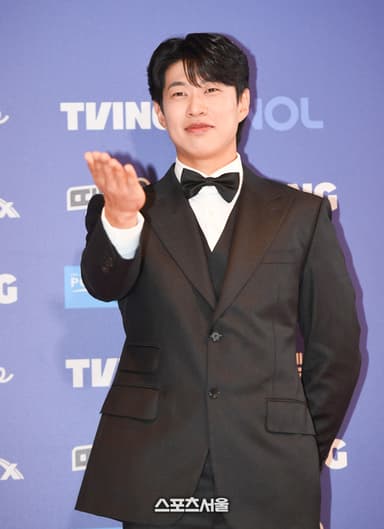 KBO 평정했던 송성문, 샌디에이고에선 ‘신분 세탁’ 필수... 주전 꿰차기 위한 ‘유틸리티’ 전쟁 선포