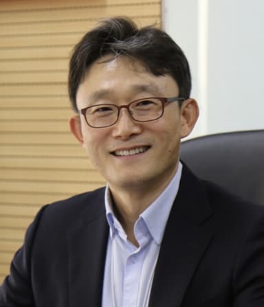 해킹 수습·실적 개선·AICT 연착륙···3대 과제 맡은 박윤영號