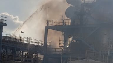 충남 태안화력발전소 화재 1시간만 초진…2명 화상