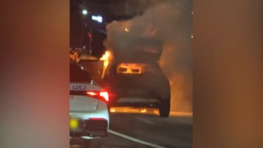 인천 봉수대길 사거리서 차량 화재…13분 만에 완진