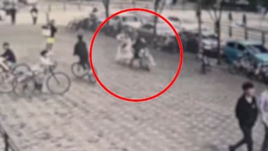 아이 지키려던 엄마 중태…킥보드 대여 업체 방조죄 입건