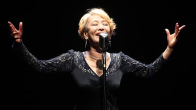 "아름다운 석양처럼"…무대 뒤로 떠난 윤석화