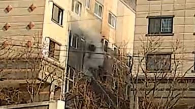 경북 김천 다세대 주택 화재…1명 심정지·5명 구조