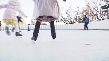 호텔에서 즐기는 겨울스포츠...돌아온 아이스링크