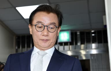 14시간 이어진 전재수 ‘통일교 의혹’ 조사…혐의 전면 부인