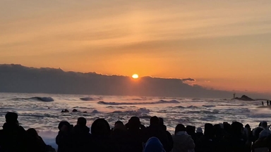 붉은 말의 해 뜨자 '와 올라온다'…수십만 탄성 터진 동해안