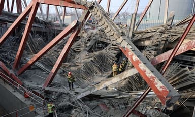 광주대표도서관 공사장 붕괴…3명 매몰, 구조된 1명 중태