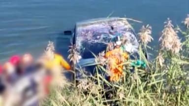 토치로 벌레 잡으려다 폭발...중랑천에 차량 추락