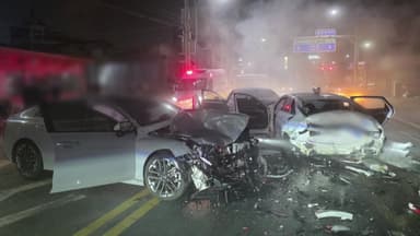 충북 충주서 차량 4대 추돌...3명 중경상