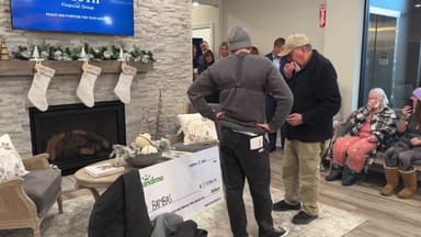 떠난 아내 병원 빛 때문에...88세 마트 계산원 울린 기적