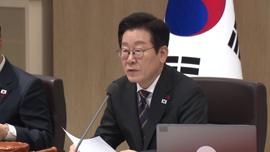 이 대통령 "종교단체도 헌법·법률 위반하면 해산시켜야"