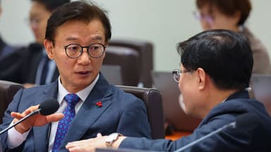 '통일교 금품수수 의혹' 전재수 "허위 사실"...윤영호 오늘 결심