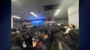 서울 지하철 9호선 출입문 고장...한때 지연 운행