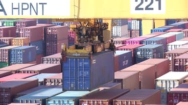 수입물가 2.6% '껑충'...내년 1월 금리 인하 멀어져