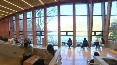 재즈 선율 흐르는 도서관...전주 복합문화공간 눈길