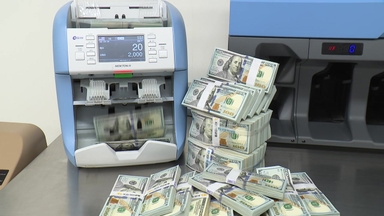 달러 약세에도 힘 못 쓰는 원화... 12월 환율 1,470원 넘어