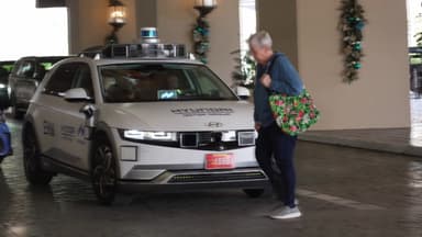 현대차 "연말 로보택시 상용화"...자율주행 전쟁에 도전장