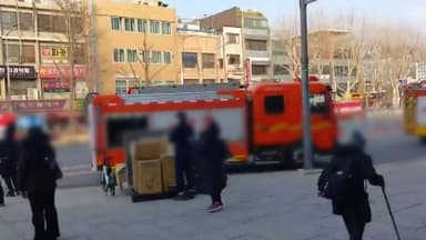 지하철 1호선 종로3가역 열차 연기...승객 대피 소동