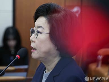 의혹 해소 미흡한 '15시간 사과 청문회'...이혜훈 거취 여론에 달렸다