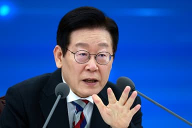 李 대통령 "北, 정말 증오하고 원수가 된 듯…적대 완화해야"