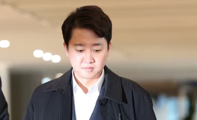 이준석 '공천개입' 의혹 특검 출석…"尹 공범 엮기 시도"