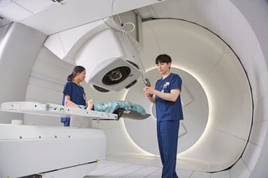 진료비 내려 암치료 문턱 낮춰… ‘연구 중심 병원’ 원조